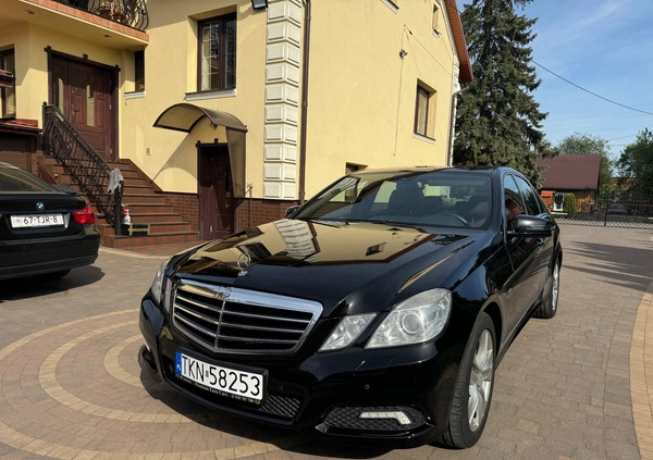 Mercedes-Benz Klasa E cena 43500 przebieg: 302637, rok produkcji 2009 z Wiązów małe 742